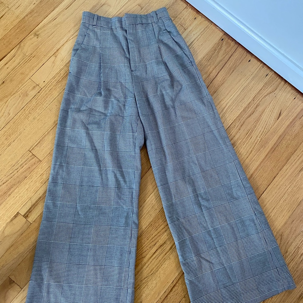 Wide leg Zara stripes pants